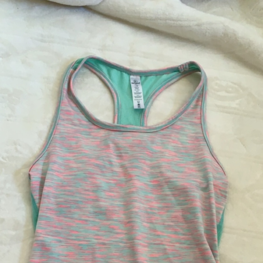 Athletic shirt